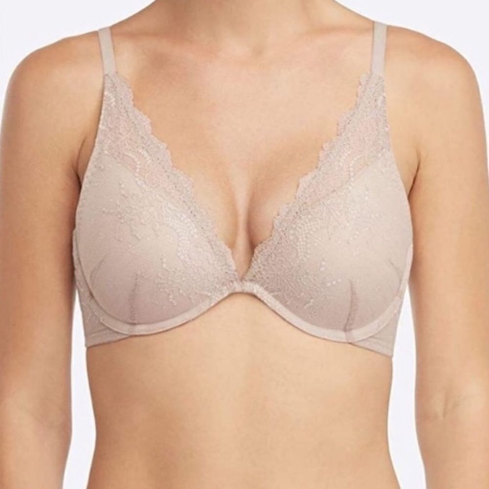 Spanx Undie-Tectable Underwire Push Up Plunge Bra Size 38dd